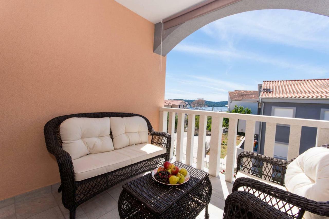 Villa Bozana Trogir Exterior photo