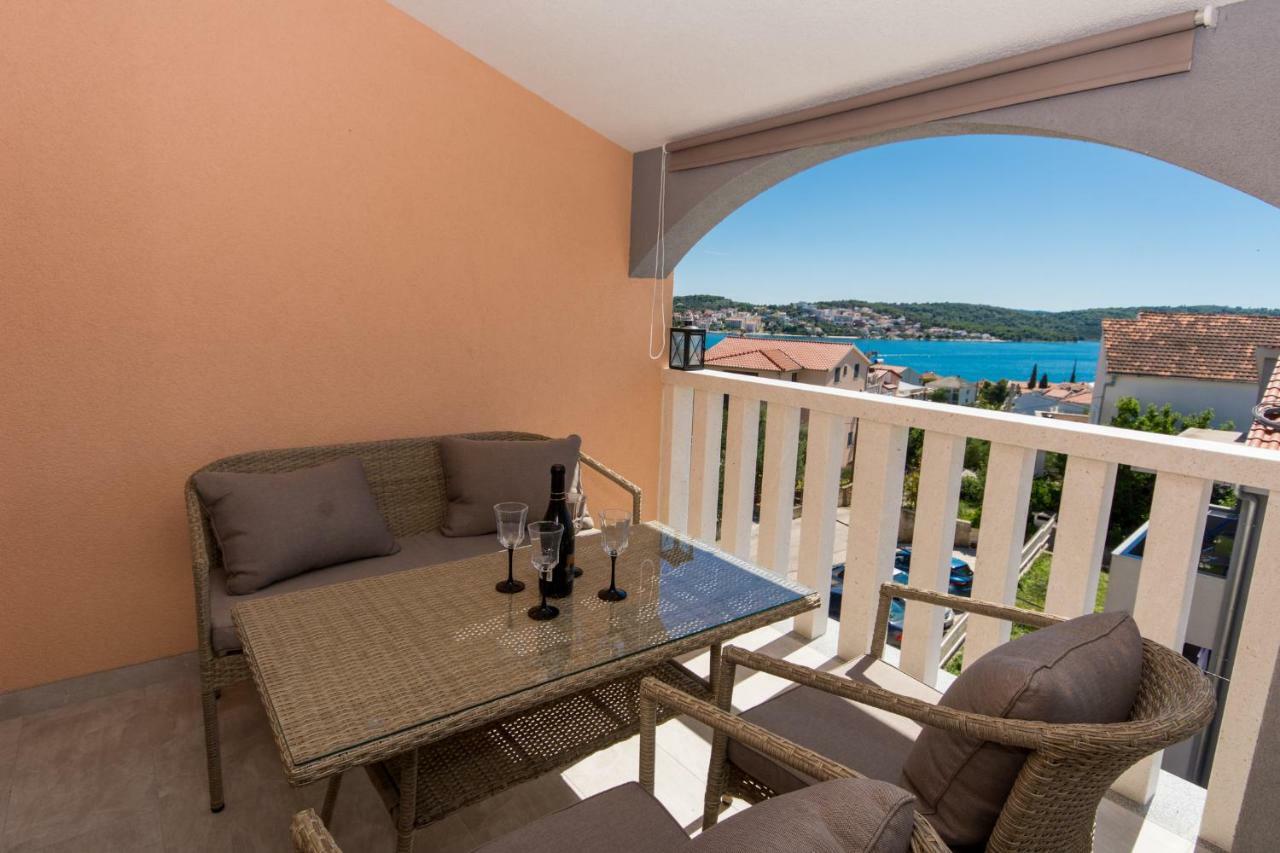 Villa Bozana Trogir Exterior photo