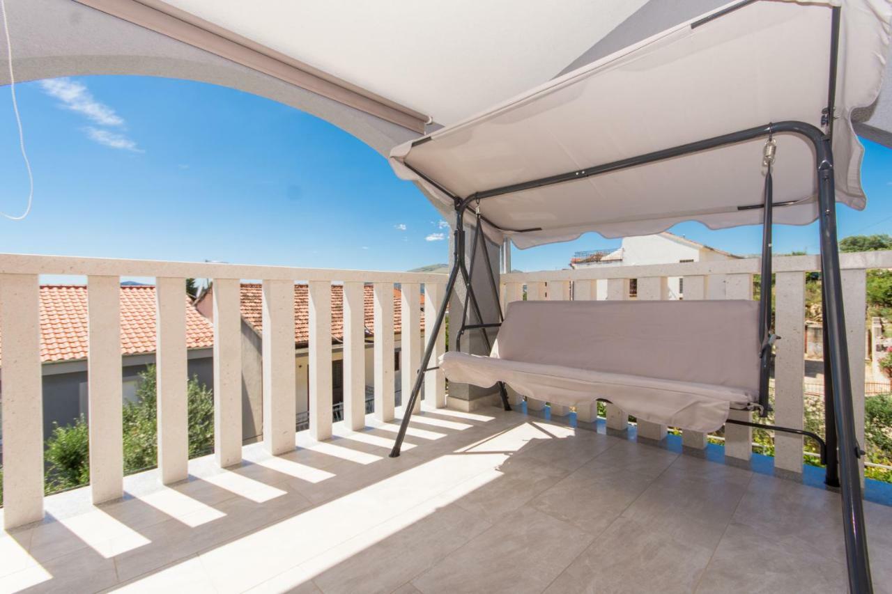 Villa Bozana Trogir Exterior photo