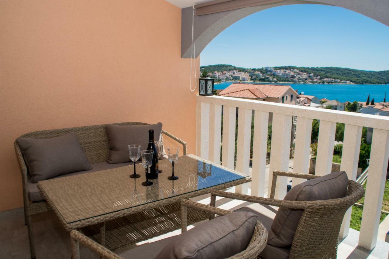 Villa Bozana Trogir Exterior photo